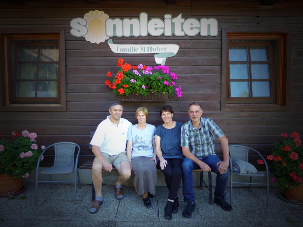 Pension & Ferienwohnung Sonnleiten Gnesau エクステリア 写真